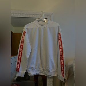 Gildan supreme style Crewneck